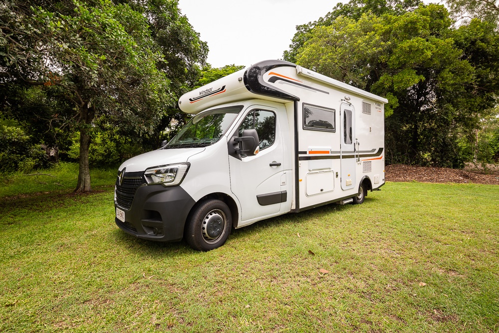 OFF ROAD Walk Up Camper